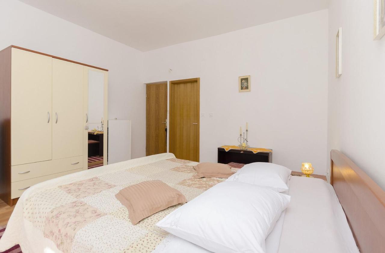 Apartment And Rooms Ema فوديس المظهر الخارجي الصورة