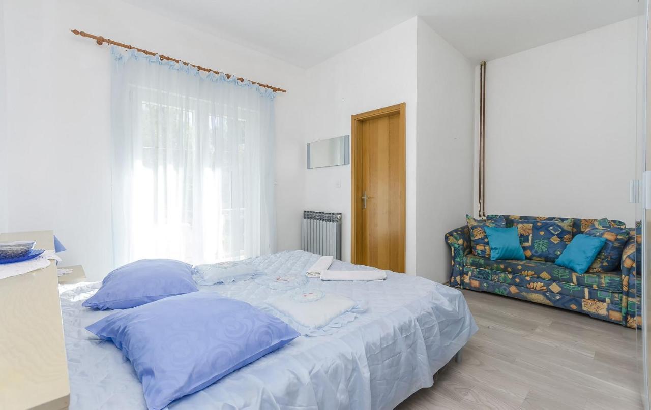 Apartment And Rooms Ema فوديس المظهر الخارجي الصورة